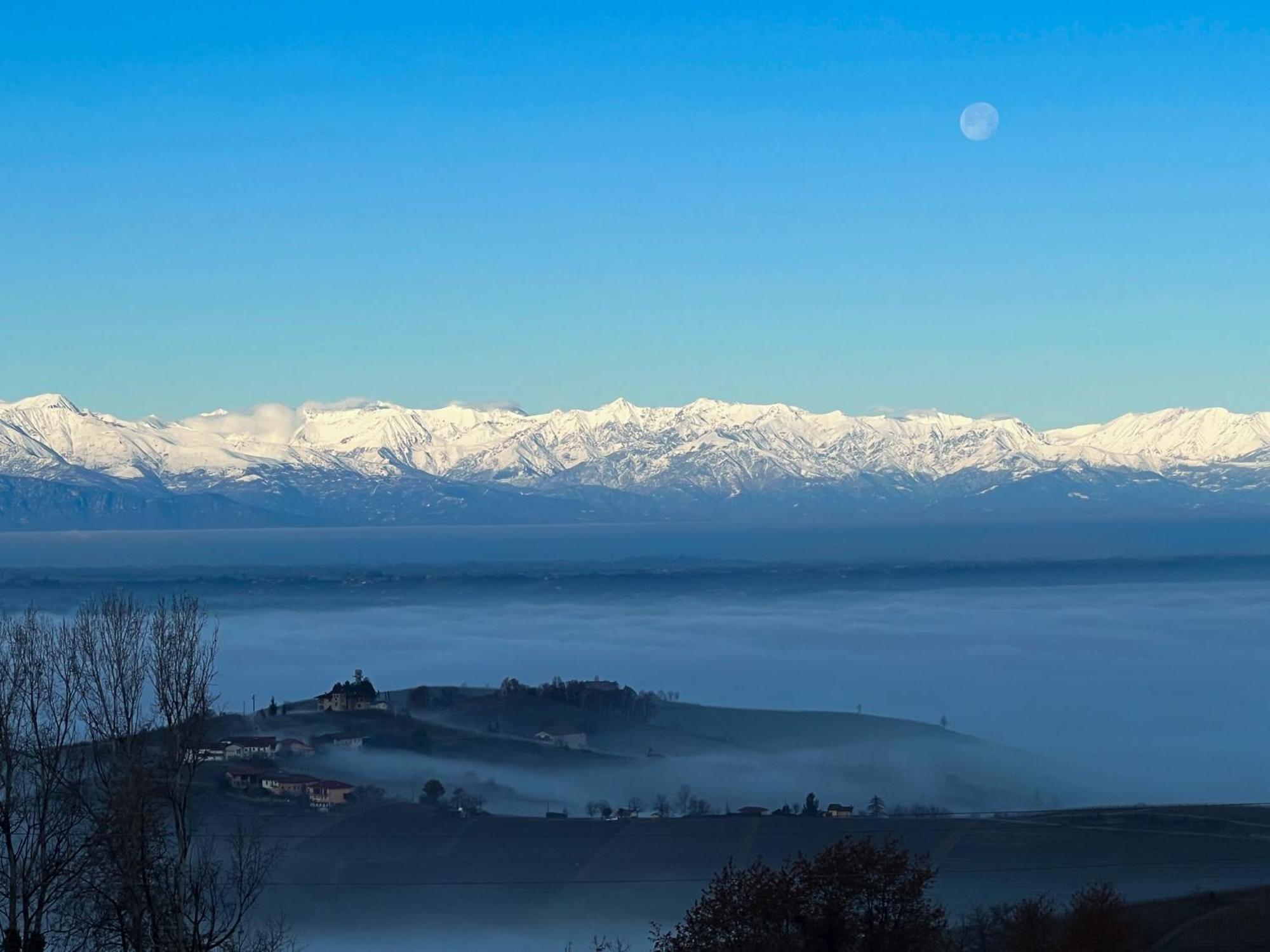 Just Langhe Casa Barolo Villa Novello Bagian luar foto