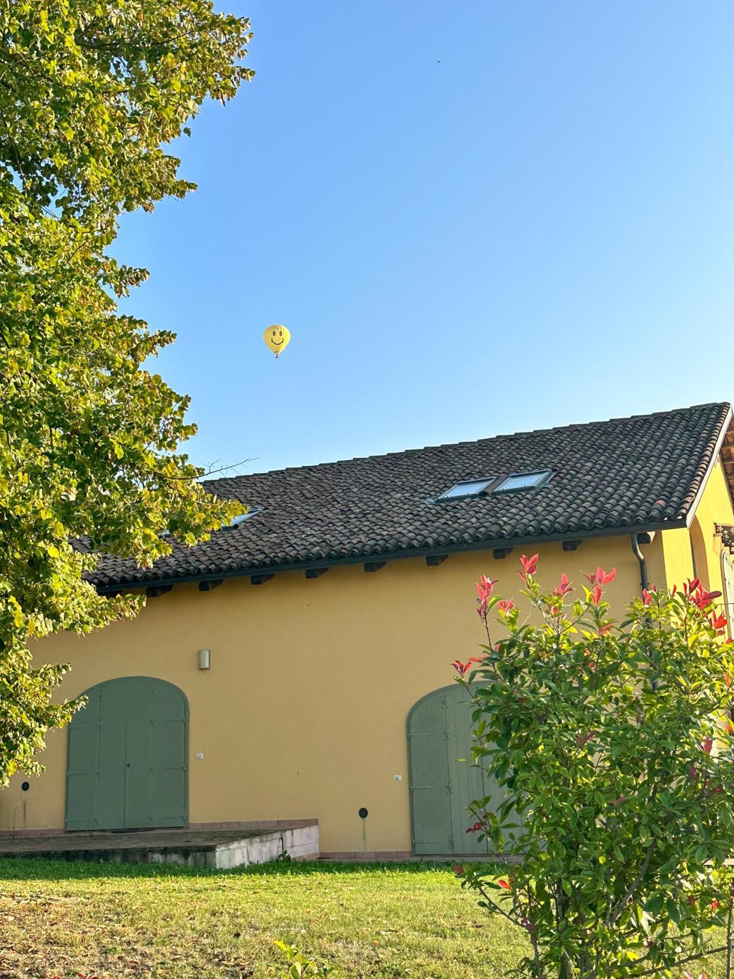 Just Langhe Casa Barolo Villa Novello Bagian luar foto