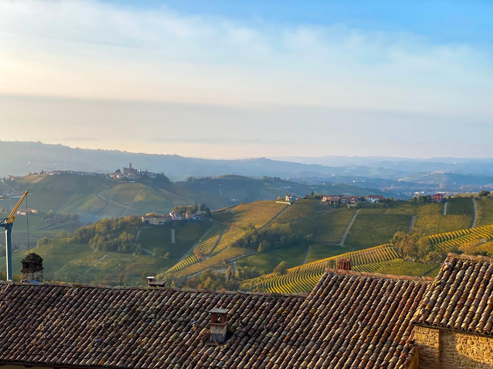 Just Langhe Casa Barolo Villa Novello Bagian luar foto