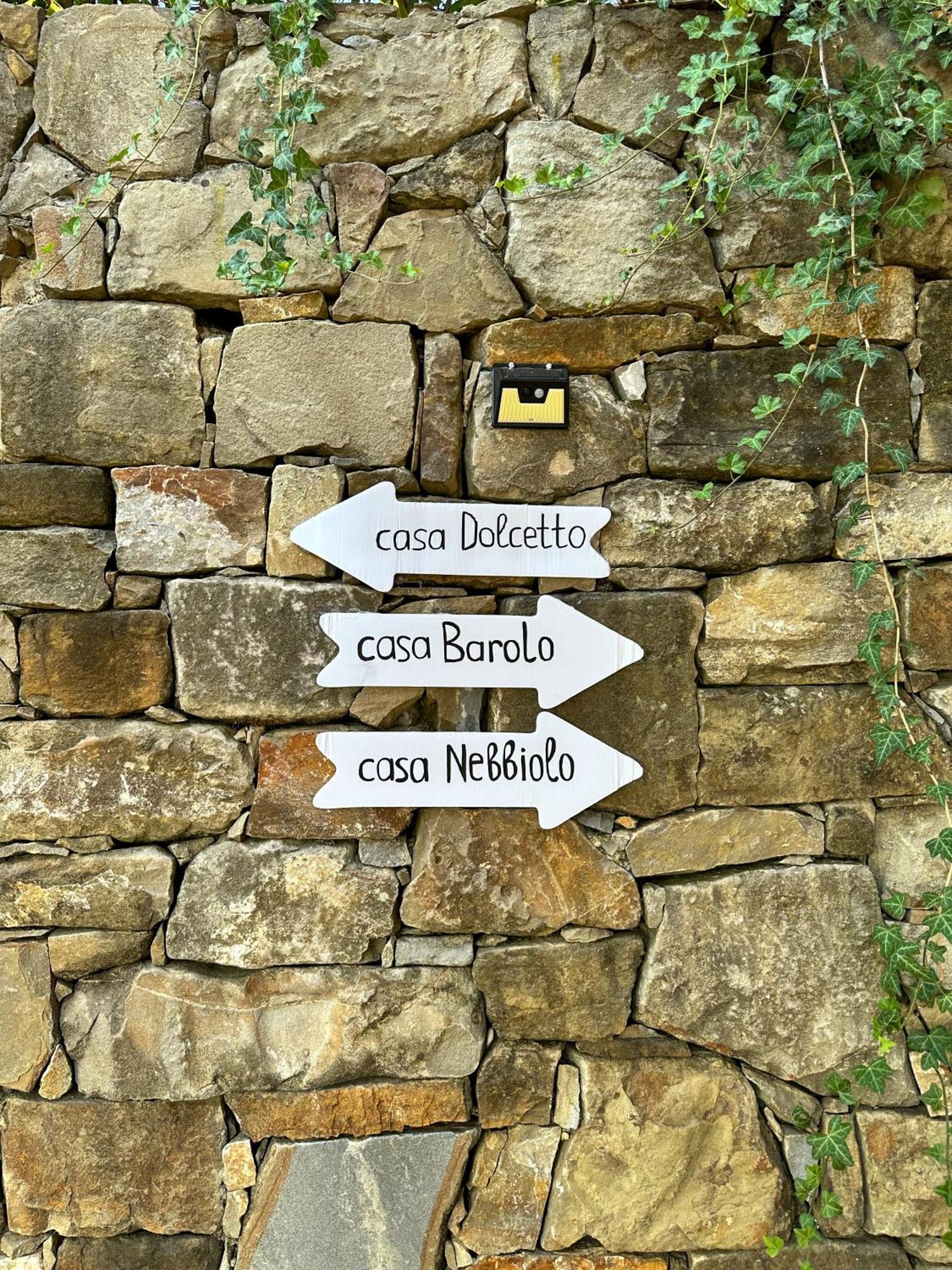 Just Langhe Casa Barolo Villa Novello Bagian luar foto